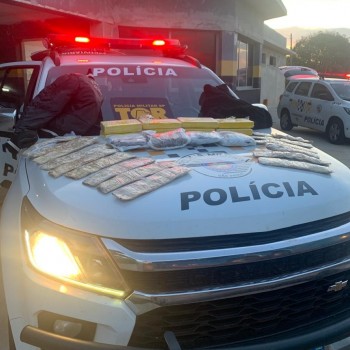 Em única abordagem Polícia Militar Rodoviária prende quatro por tráfico