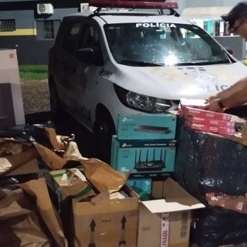 Polícia Militar Rodoviária flagra carga de contrabando em ônibus