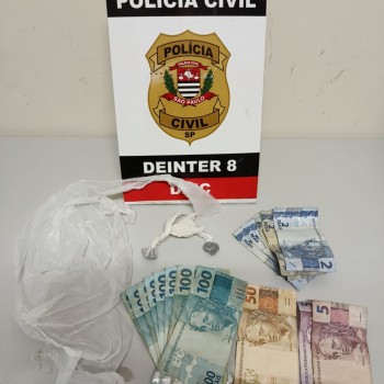 Presa em flagrante a mãe que vendia drogas na presença do filho de cinco anos