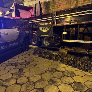 Ação integrada entre Polícia Militar Rodoviária e FICCO prende carreteiro com 80 kg de ‘dry’